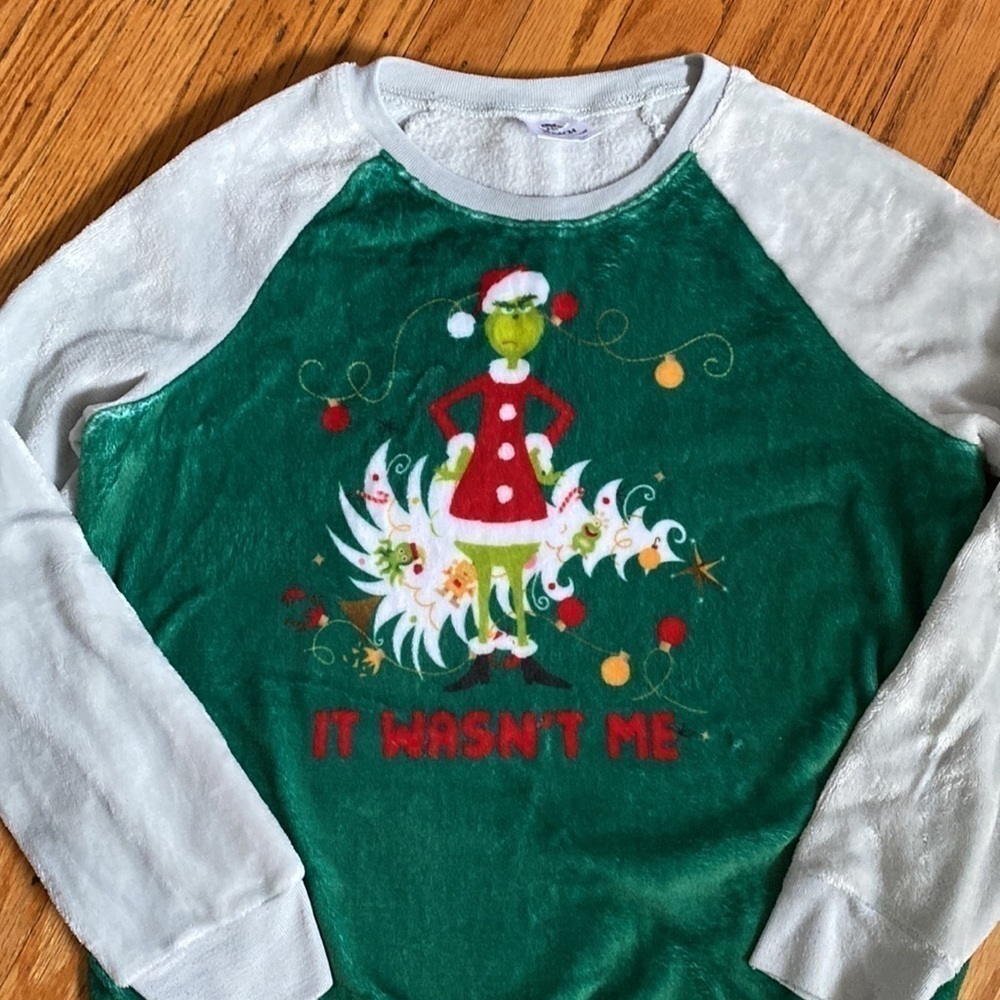 DR Seuss the grinch size xl fuzzy sweatshirt - Picture 2 of 3